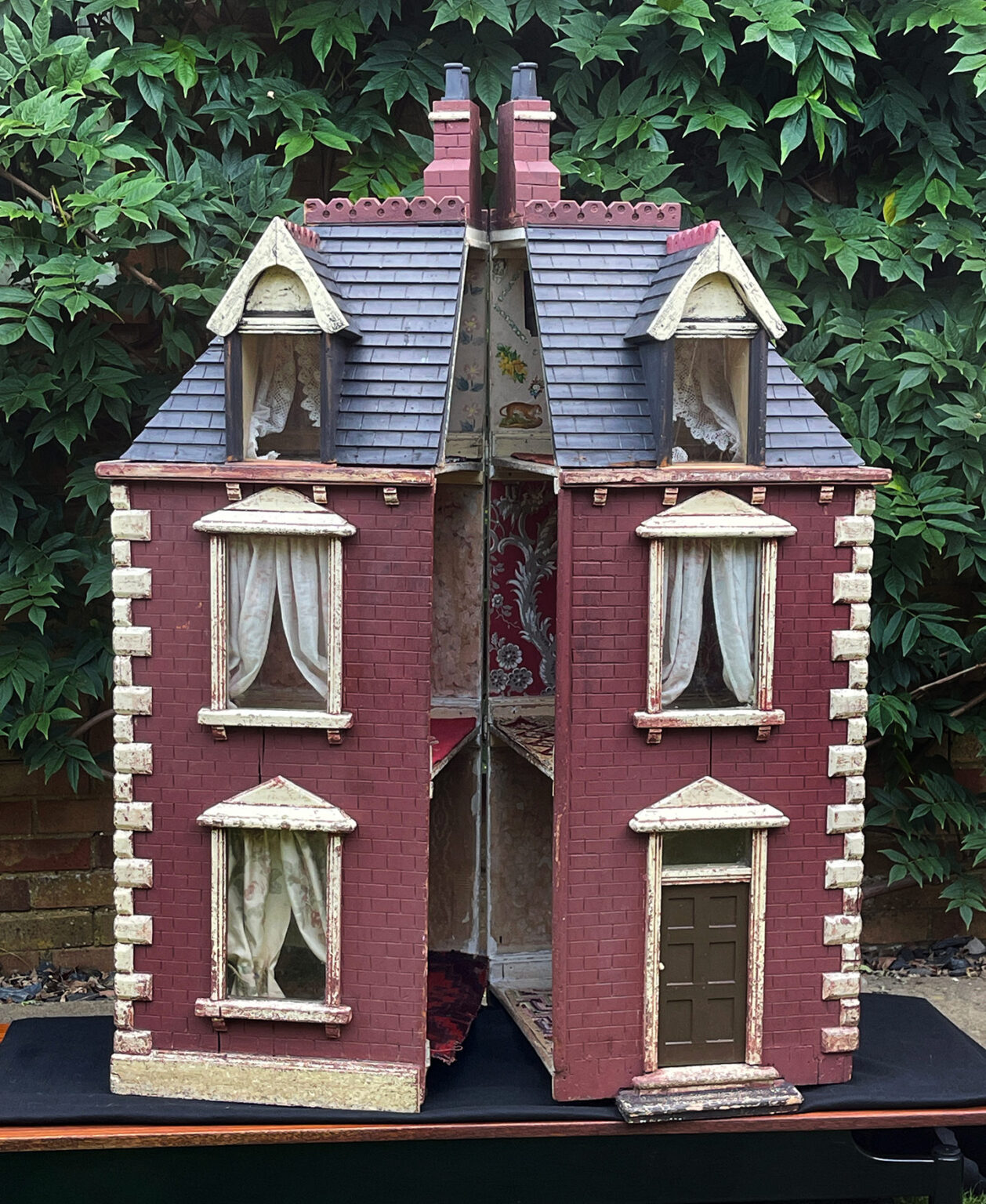 Large Antique Victorian Middle-Opening Dolls House c.1870 ...